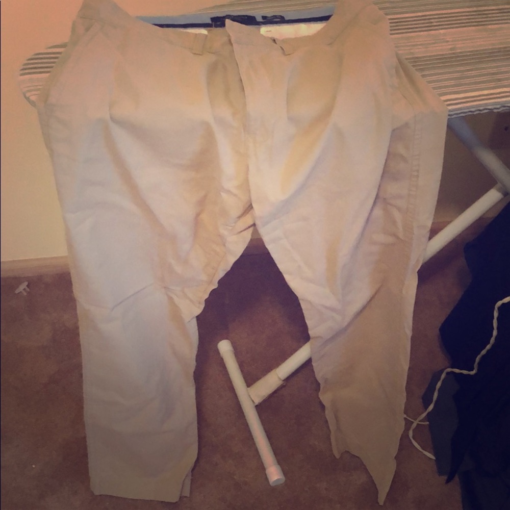 Men’s Khakis
